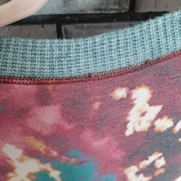 Colorful Lightweight Sweater - Picture 2 of 4